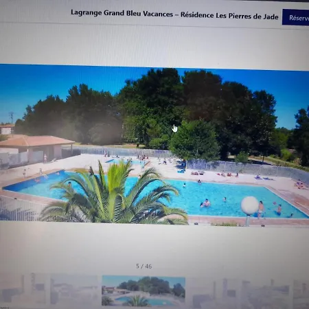 T3 Terrasse - Piscine - 3 Etoiles Apartment