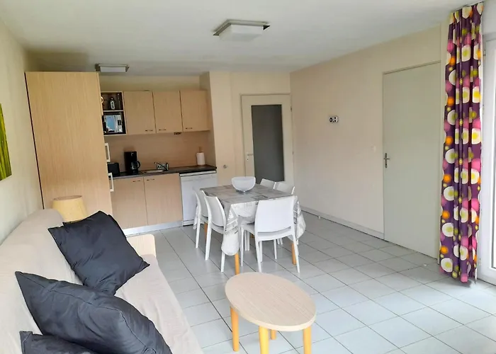 T3 Terrasse - Piscine - 3 Etoiles Сен-Сиприен