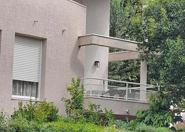 T3 Terrasse - Piscine - 3 Etoiles * Сен-Сиприен